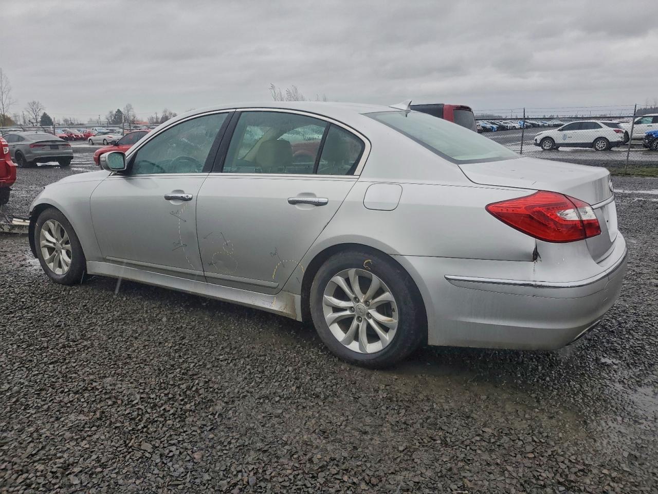 Hyundai Genesis 3.8l Image 3