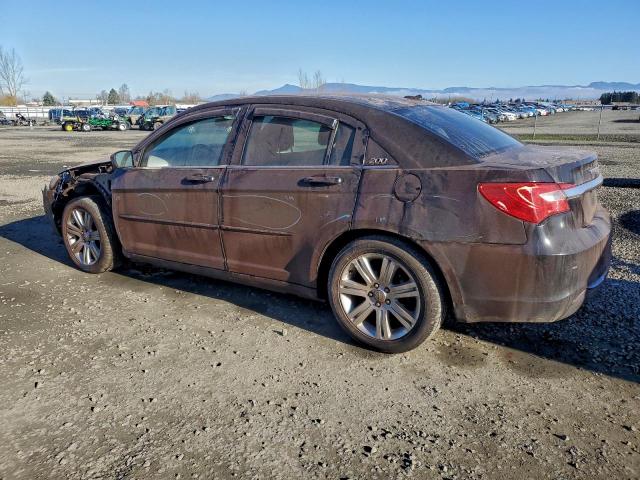 Chrysler 200 Touring Image 12
