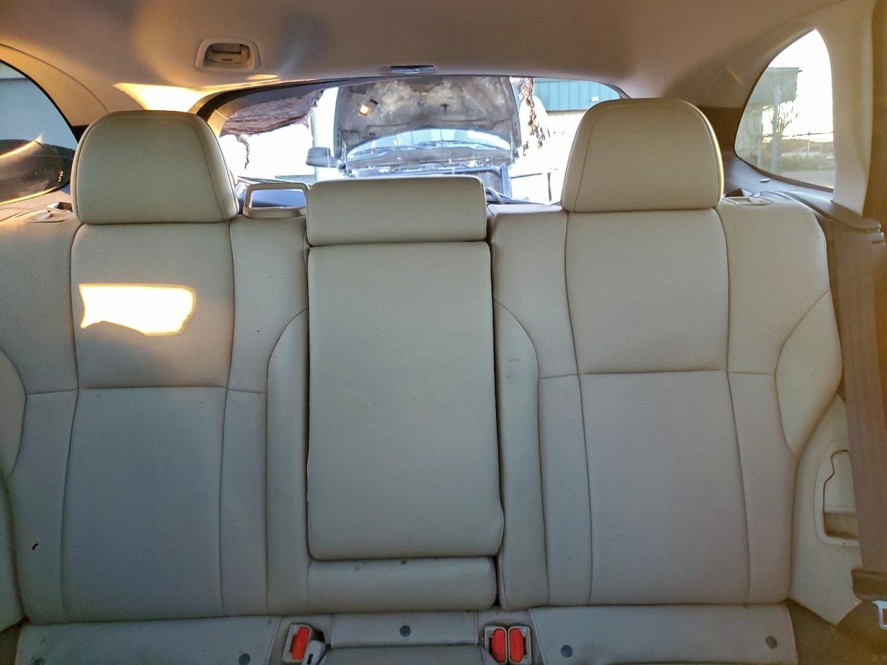 Subaru Outback Limited Image 8