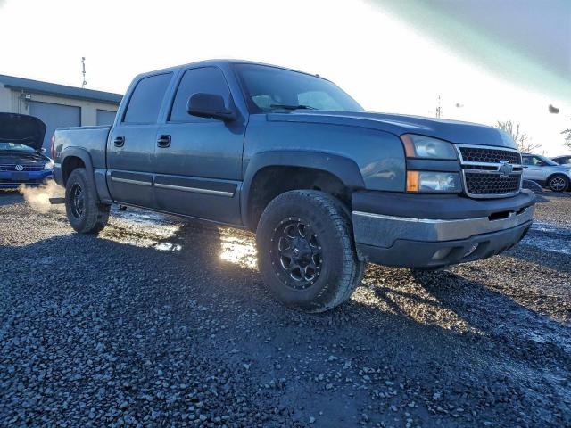 Chevrolet Silverado K1500 Image 12