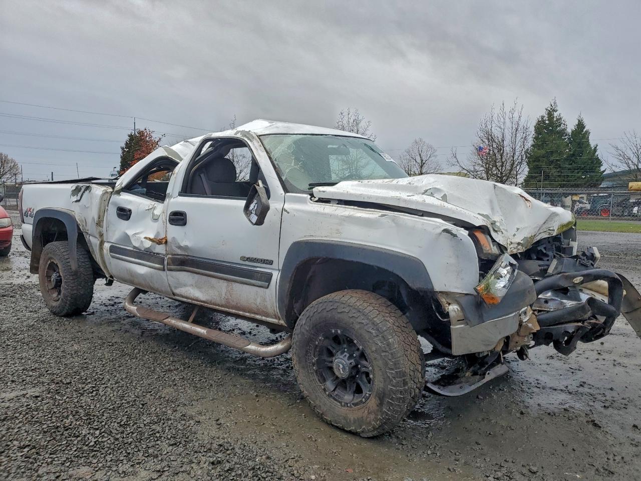Chevrolet Silverado K2500 Heavy Duty Image 12