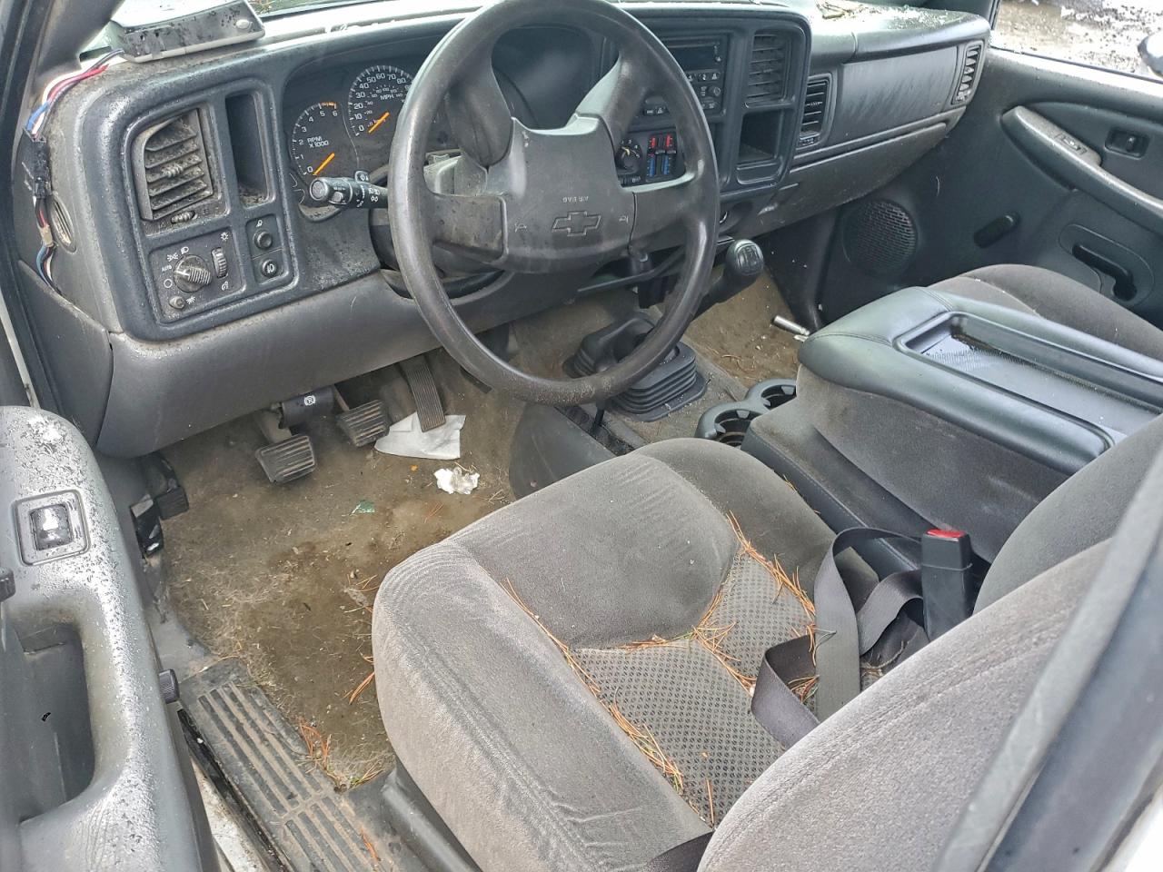 Chevrolet Silverado K2500 Heavy Duty Image 2