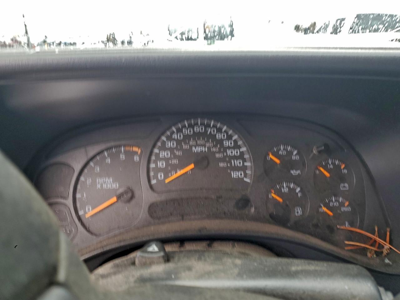 Chevrolet Silverado K2500 Heavy Duty Image 7