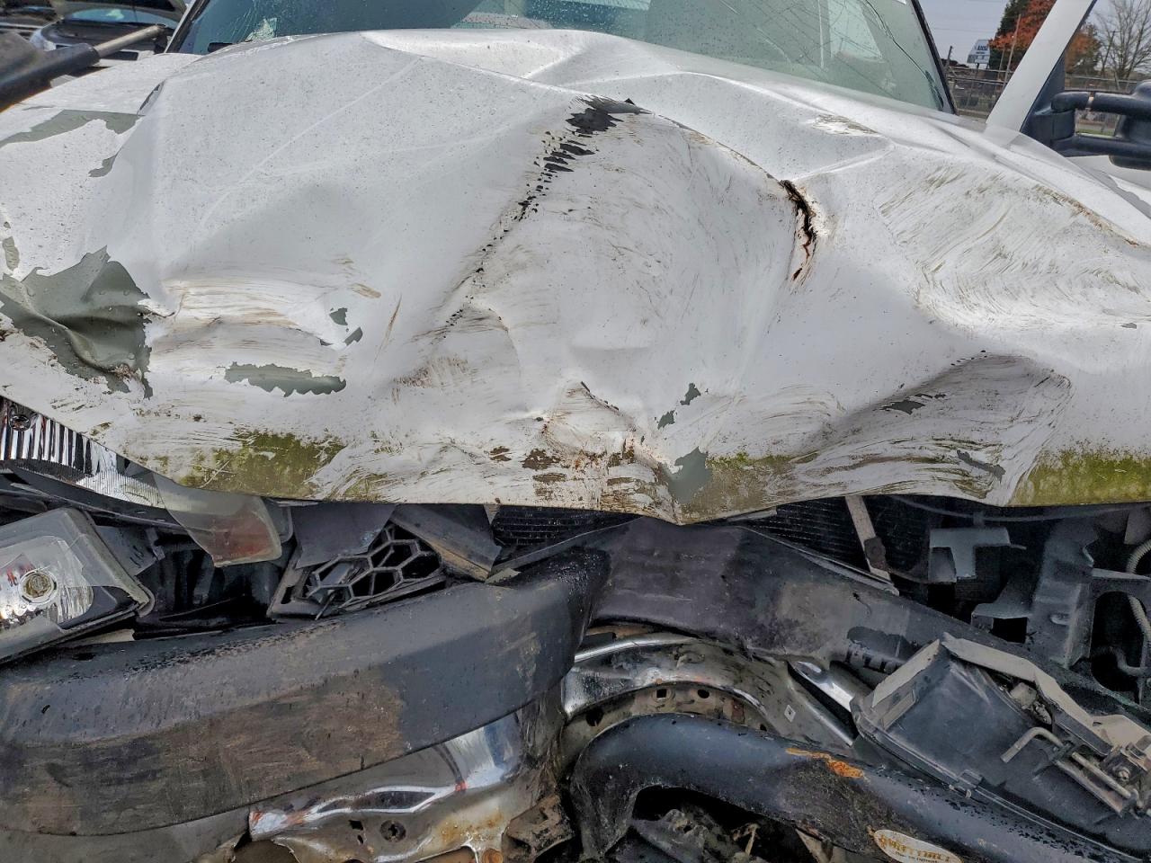 Chevrolet Silverado K2500 Heavy Duty Image 8