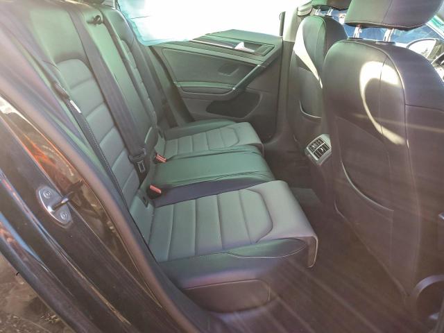 Volkswagen Golf Tdi Image 10