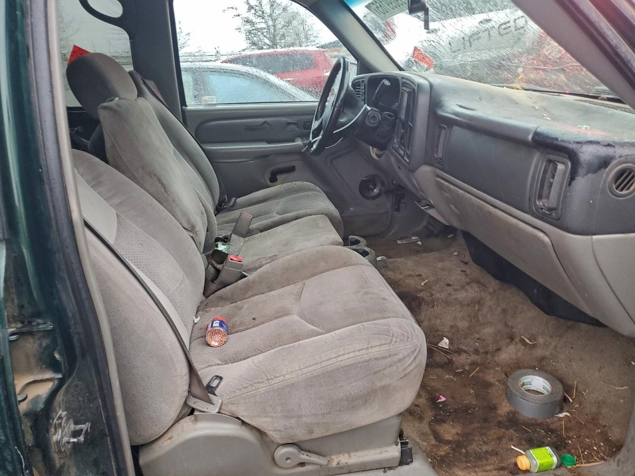 Chevrolet Suburban K1500 Image 11