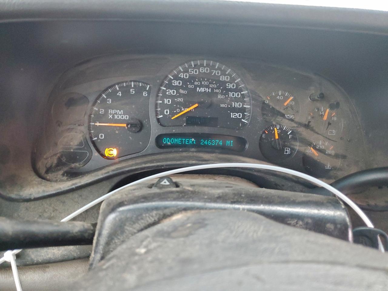 Chevrolet Suburban K1500 Image 10