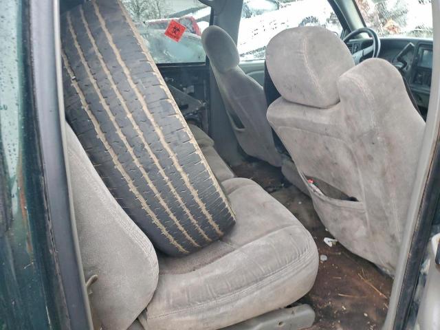 Chevrolet Suburban K1500 Image 8