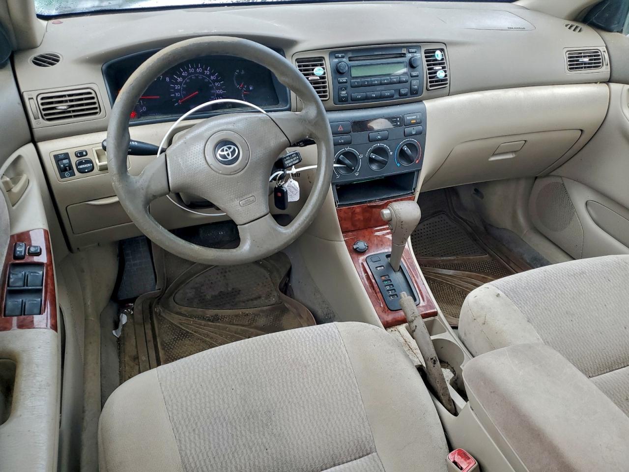 Toyota Corolla Ce Image 5