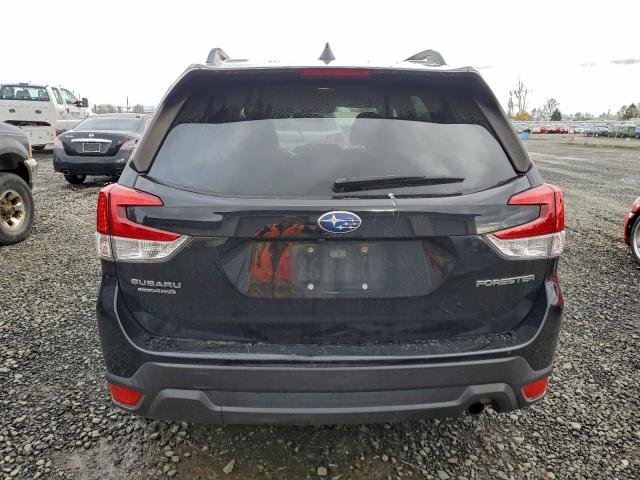 Subaru Forester Premium Image 9