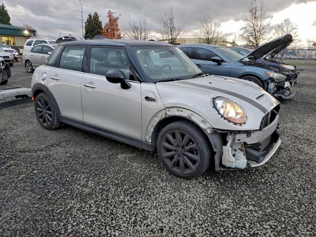 MINI Cooper S Image 3