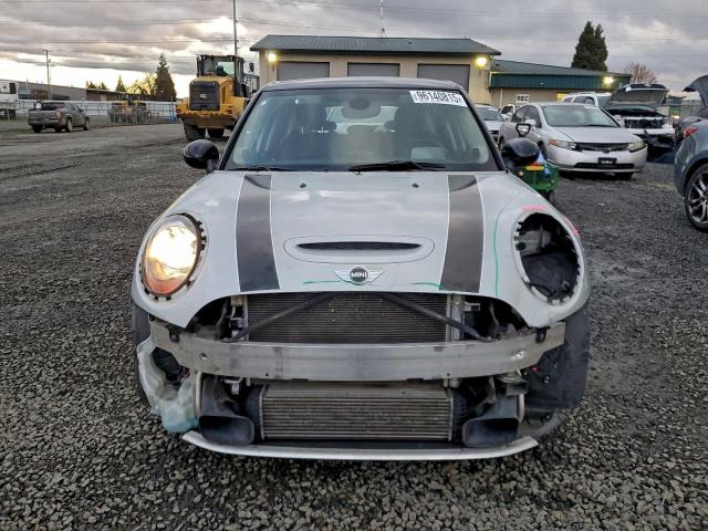 MINI Cooper S Image 2