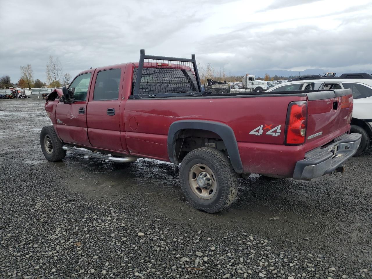 Chevrolet Silverado K3500 Image 2