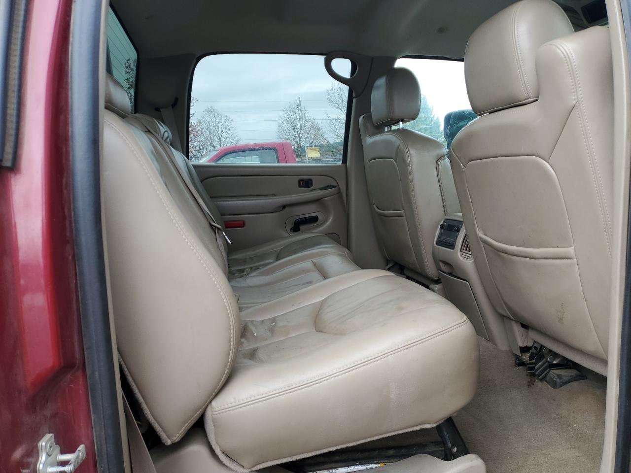 Chevrolet Silverado K3500 Image 5