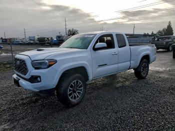  Salvage Toyota Tacoma