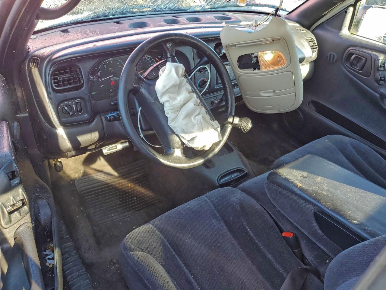 Dodge Dakota Image 6