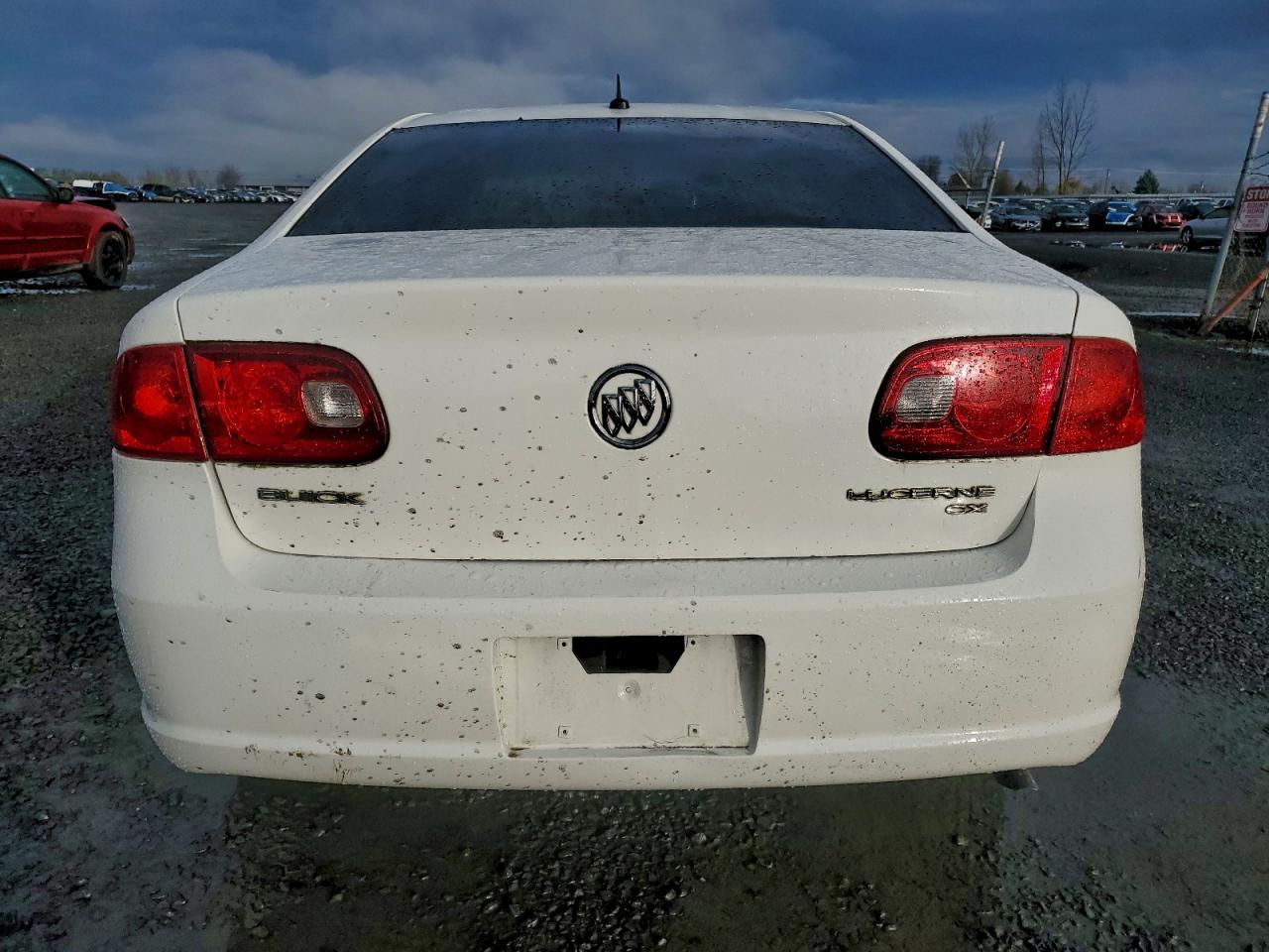 Buick Lucerne Cx Image 5