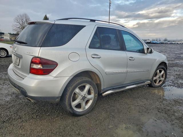 Mercedes-Benz M-Class 350 Image 7