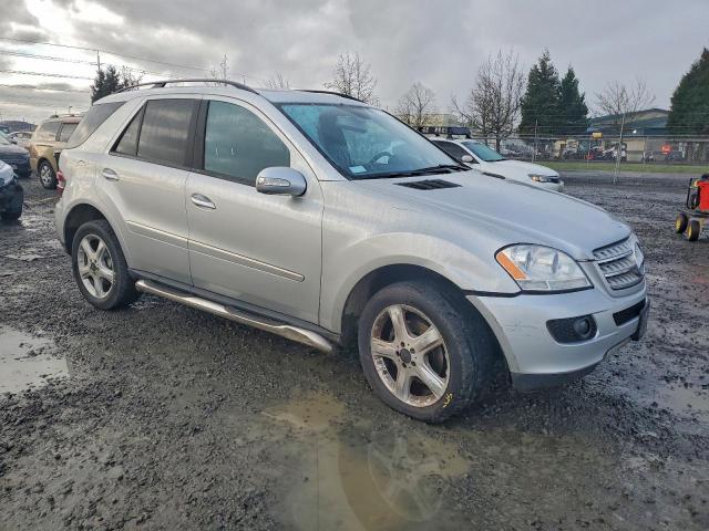 Mercedes-Benz M-Class 350 Image 4