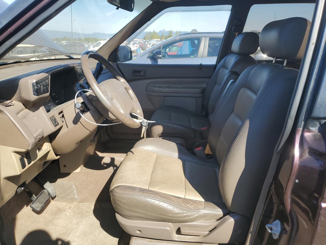 Mazda MPV Wagon Image 5