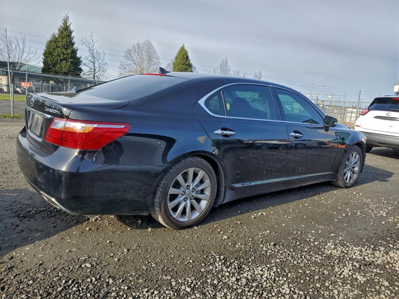 Lexus LS 600hl Image 6