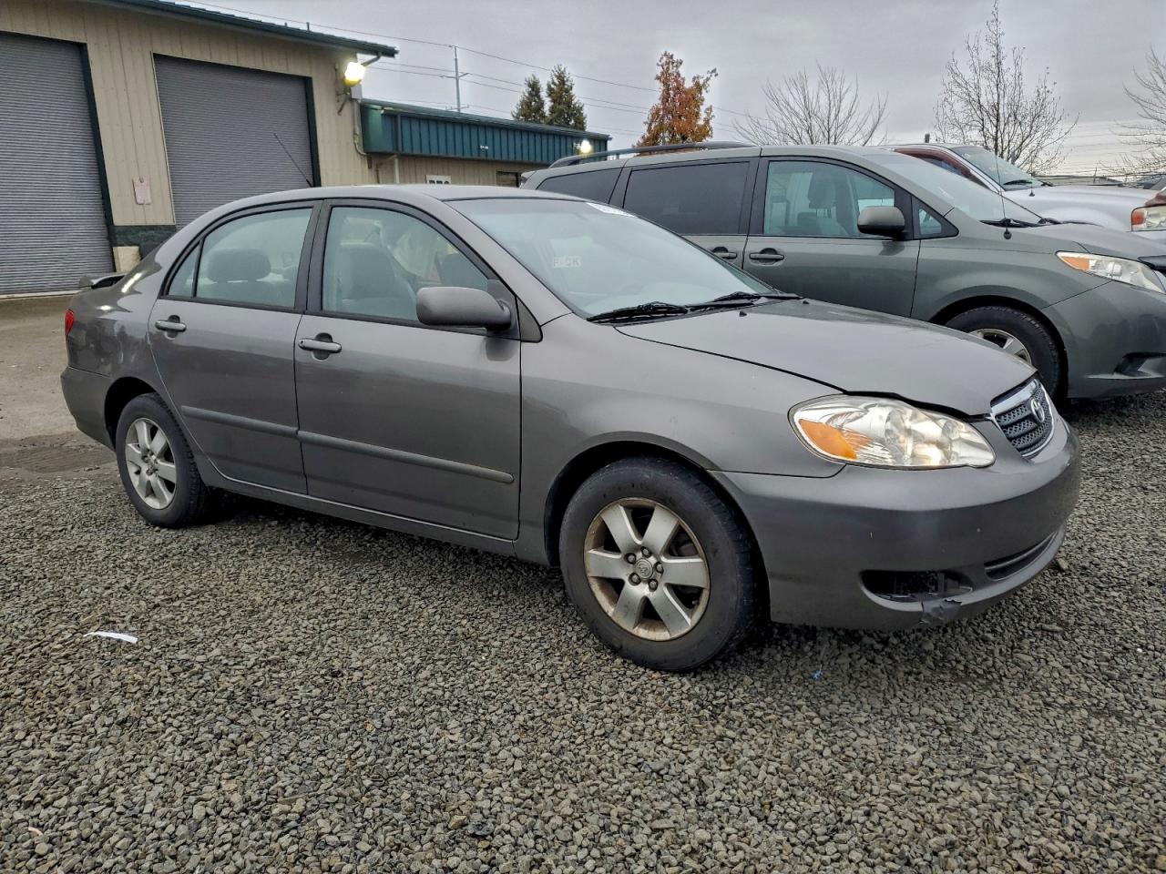 Toyota Corolla Ce Image 4