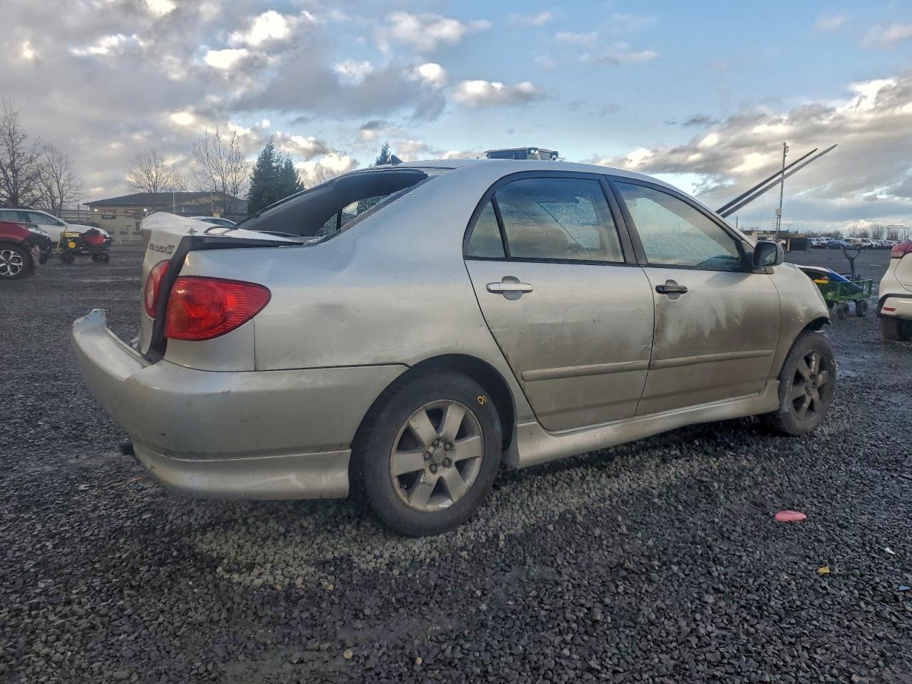 Toyota Corolla Ce Image 12