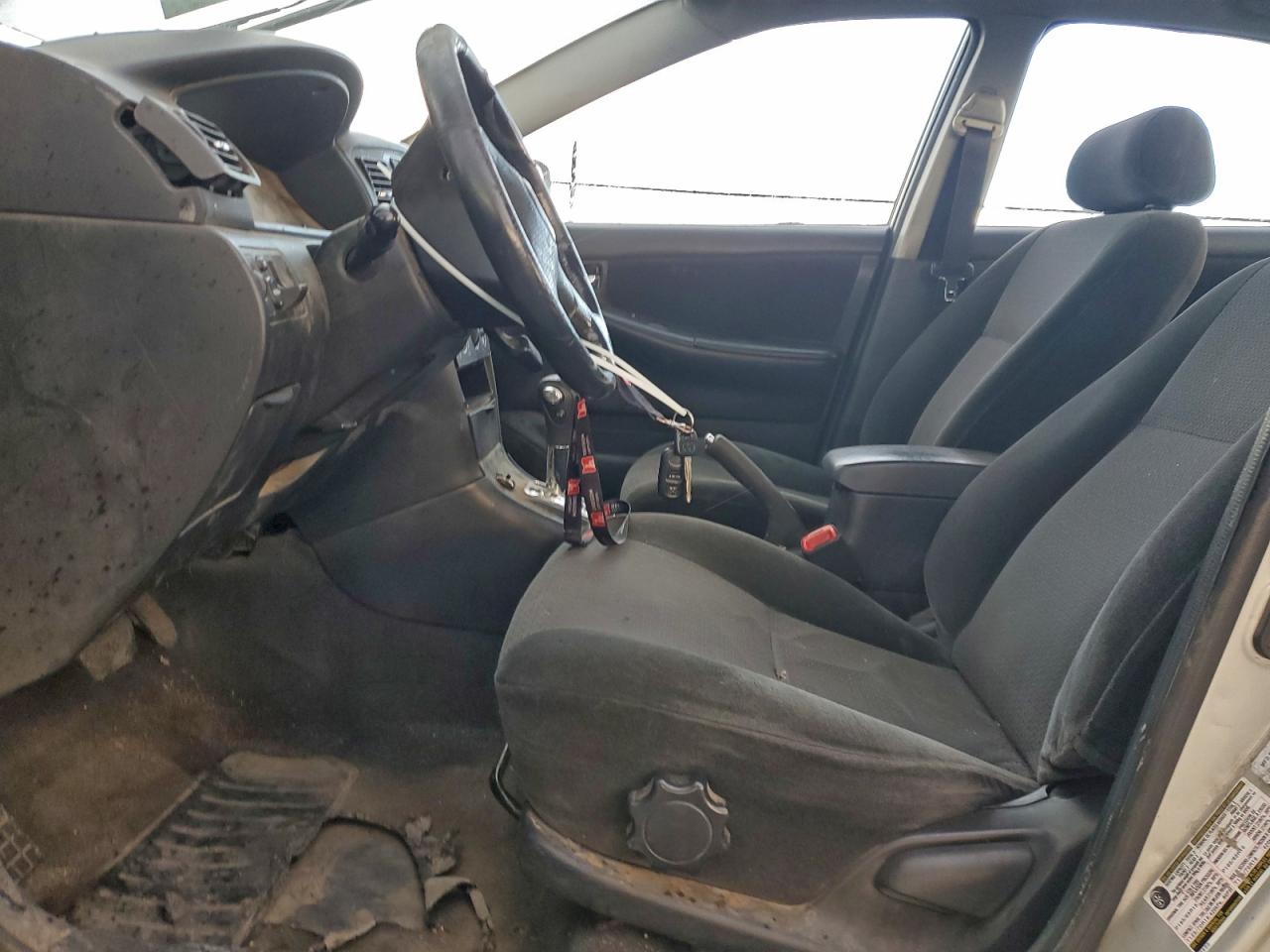 Toyota Corolla Ce Image 6