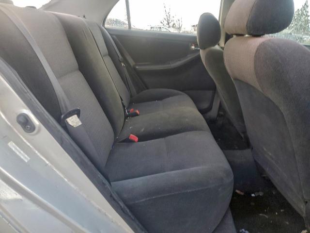 Toyota Corolla Ce Image 9