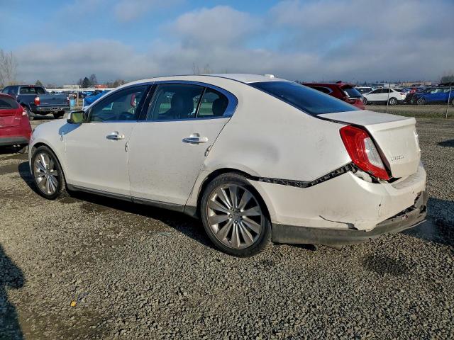 Lincoln MKS Image 11